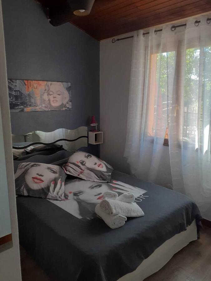Petite Maison Lecci Exteriör bild